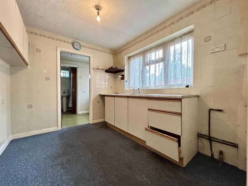 Additional image 7 of Beauty Bank, Cradley Heath