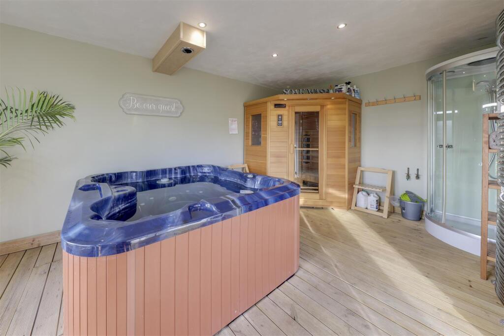 Additional image 3 of Hurst Lane, Rawtenstall, Rossendale, Lancashire - With Annexe & Spa Room