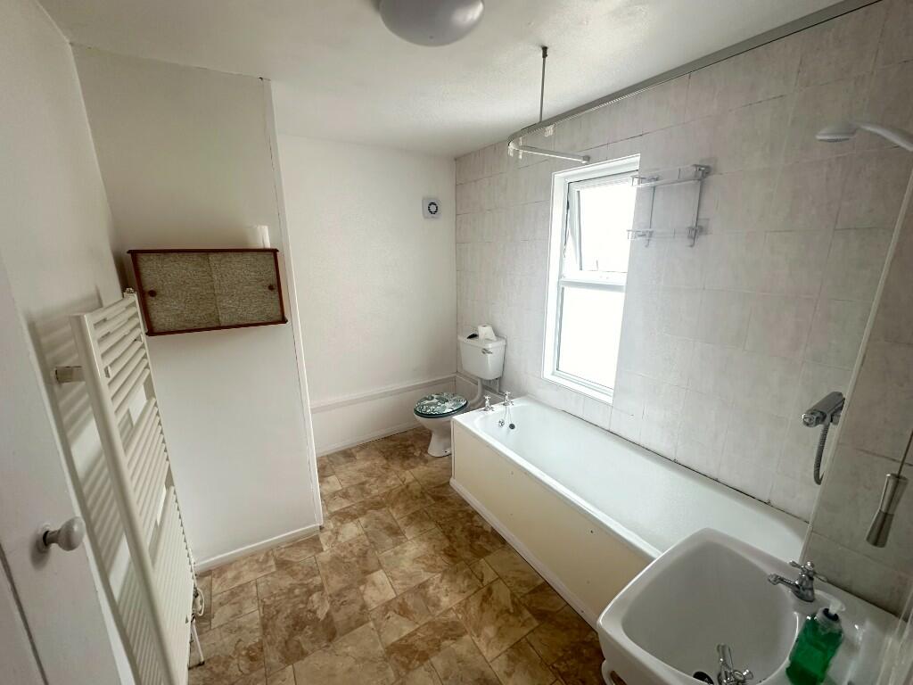 Additional image 9 of Larkhall Terrace, Bath, Somerset, BA1 6RZ