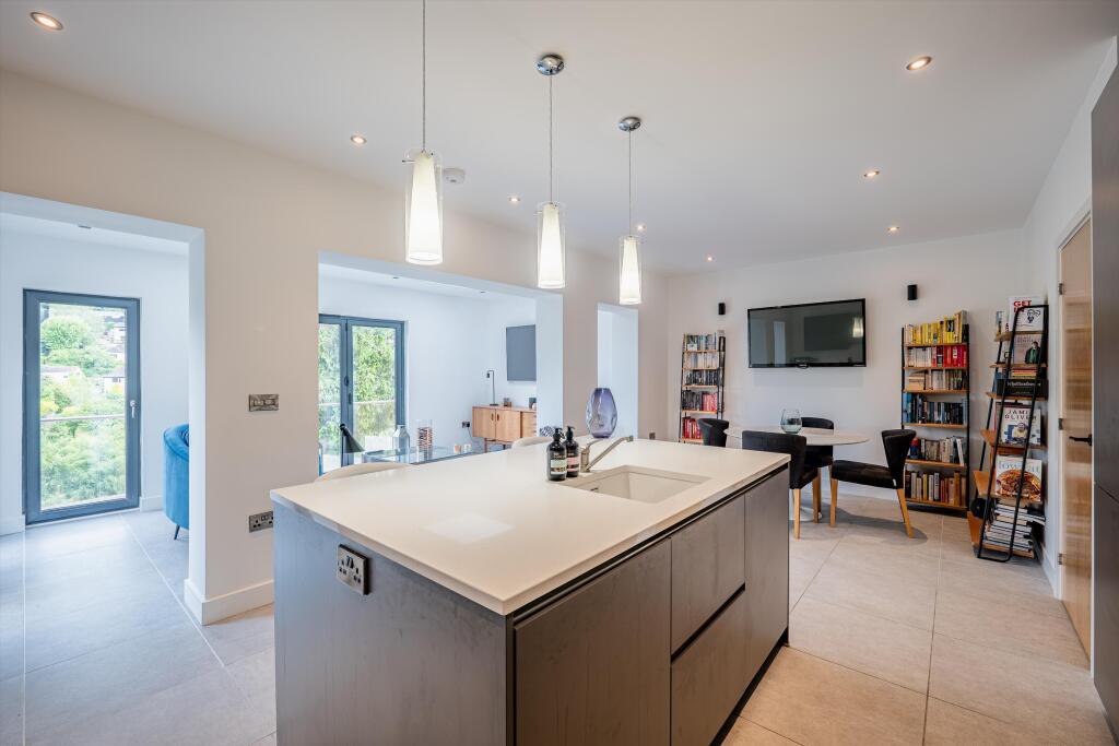 Additional image 5 of Wellsway, Bath, Somerset, BA2