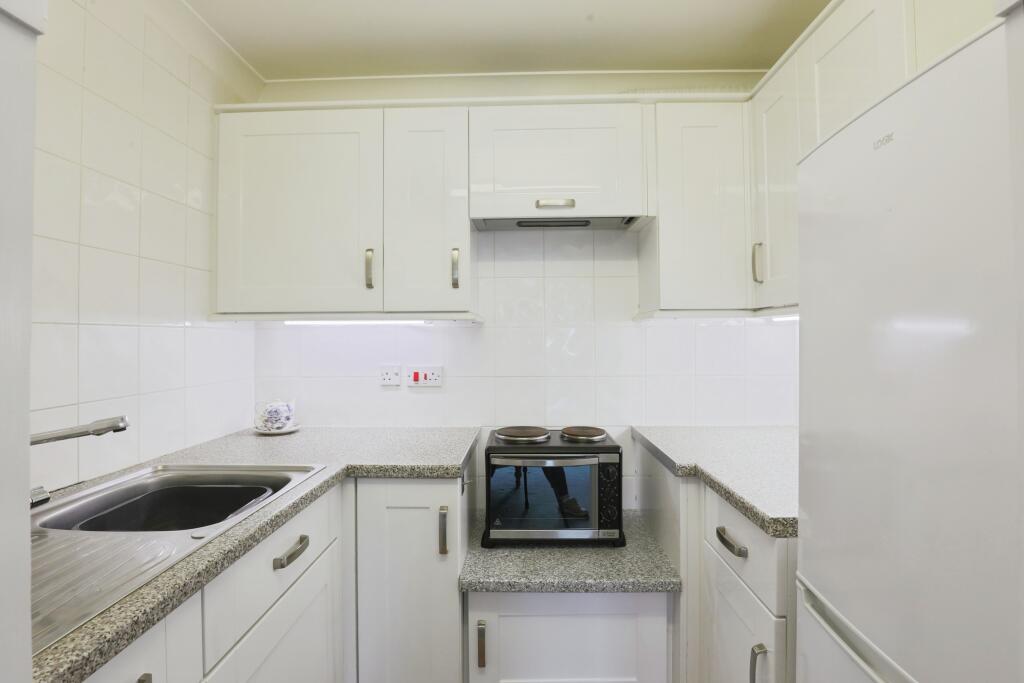 Additional image 9 of Malin Court, Alcester