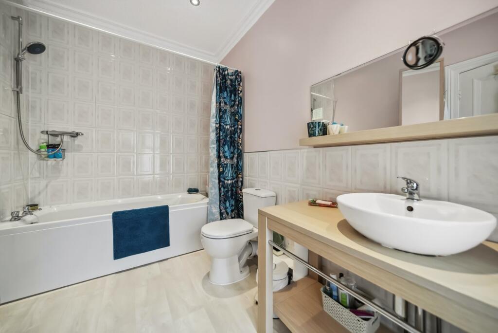 Additional image 18 of Leeds Road, Idle, Bradford, West Yorkshire, BD10