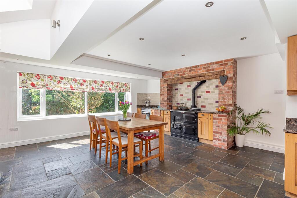 Additional image 9 of Droitwich Road, Hanbury, Bromsgrove