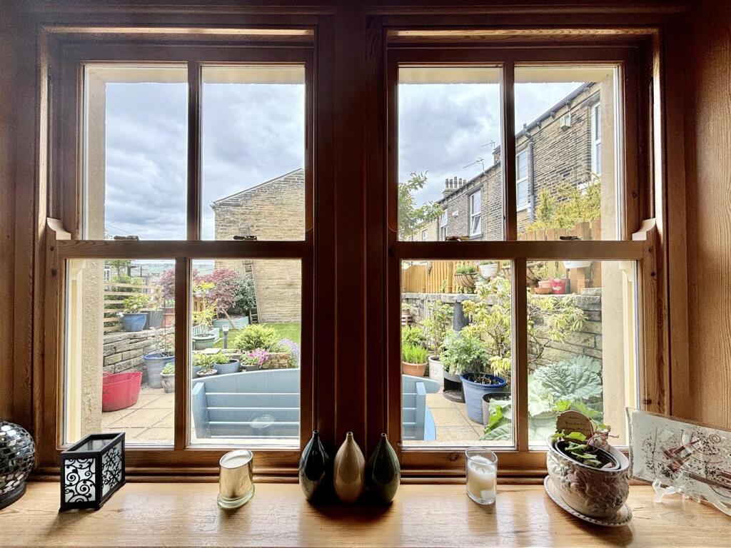 Additional image 24 of Back Field, Thornton, Bradford