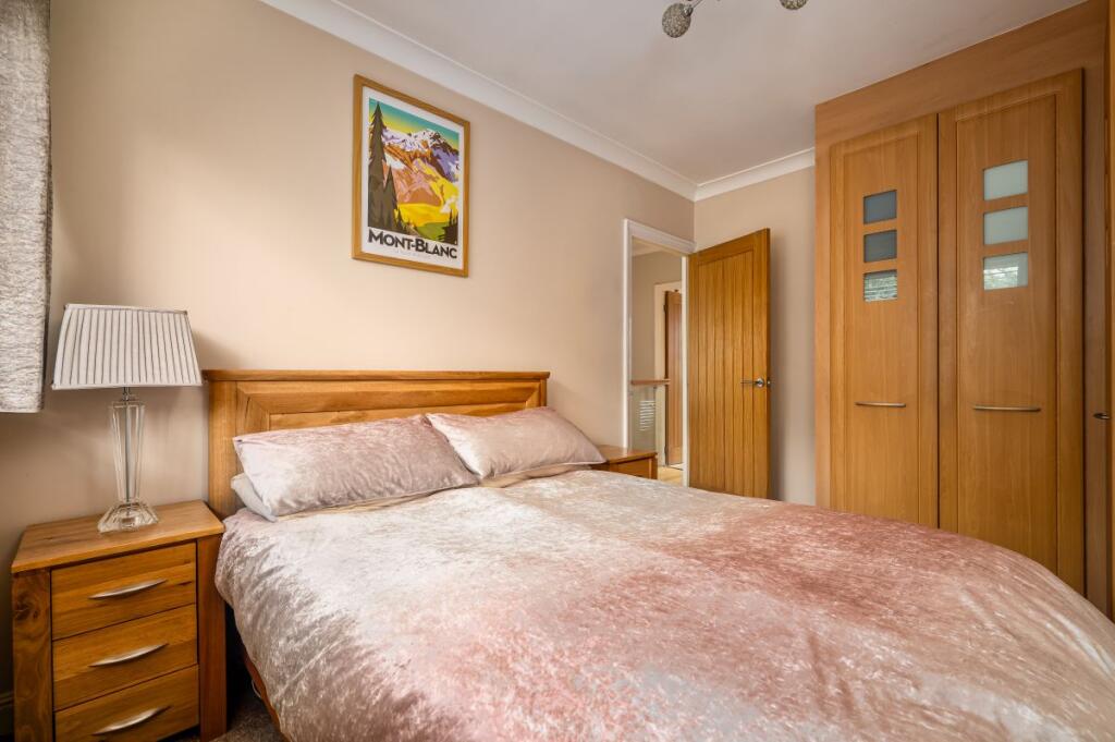 Additional image 17 of Whitehall Road, Drighlington