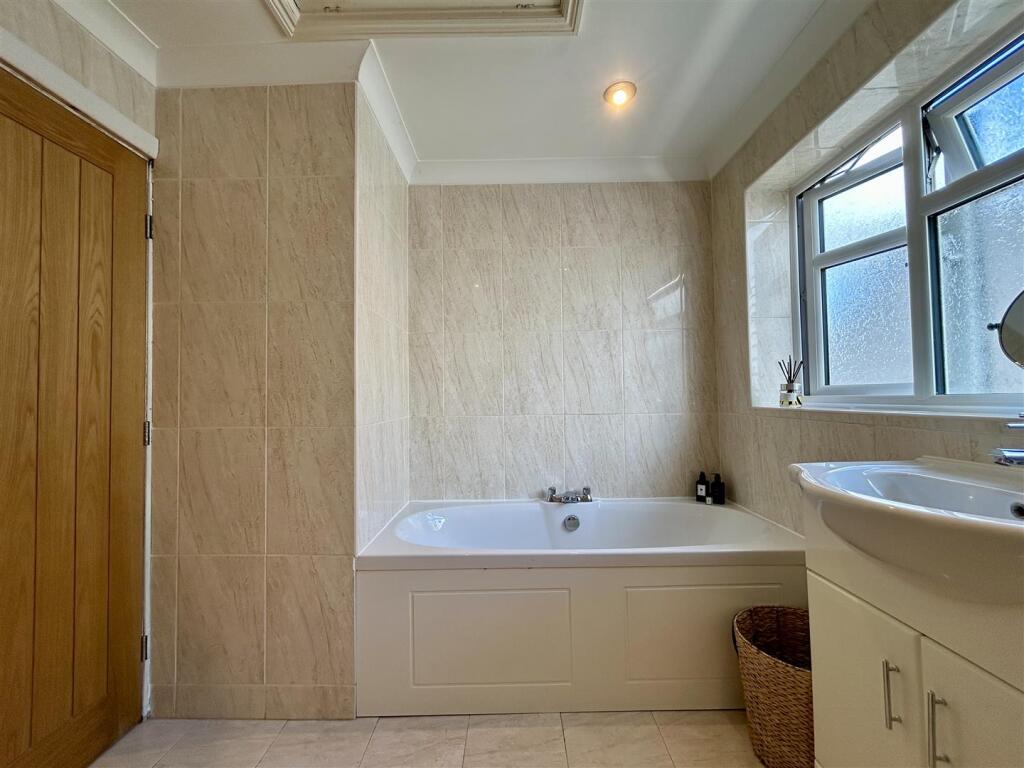 Additional image 14 of The Drive, Halesowen