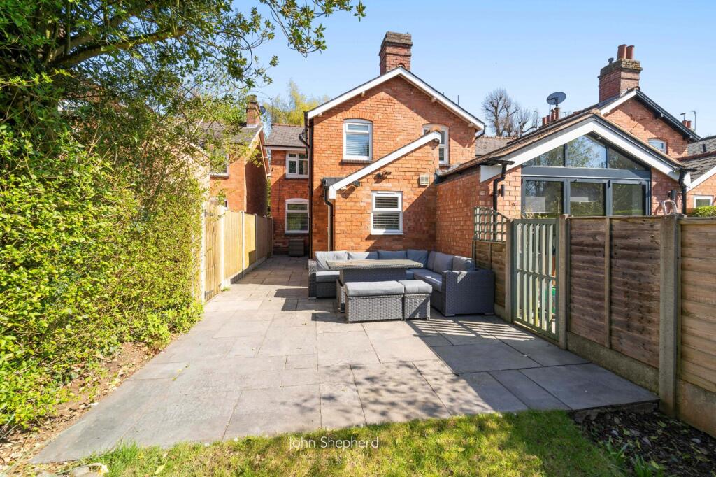 Broomfields Avenue, Solihull, West Midlands, B91