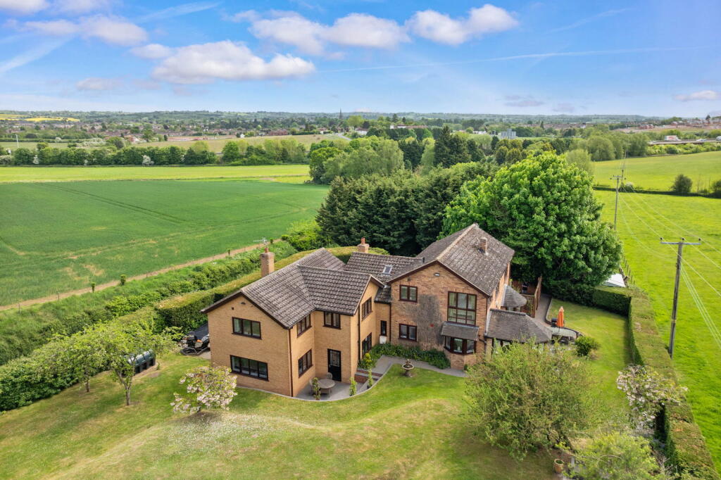 Additional image 38 of 159 Kidderminster Road, Dodford, Bromsgrove, Worcestershire, B61 9AE