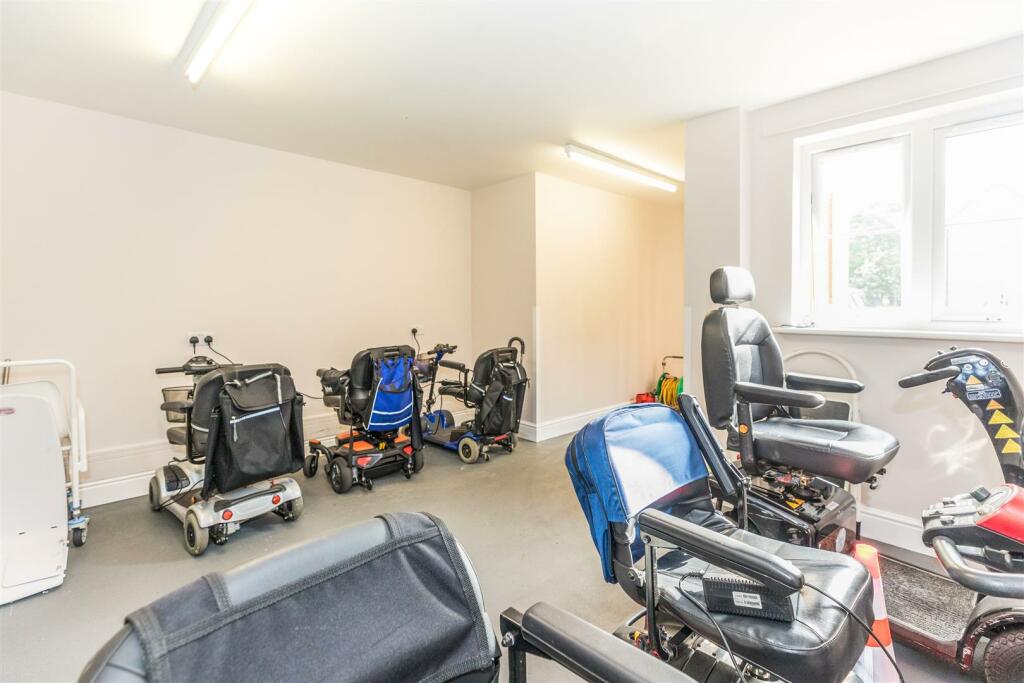 Additional image 8 of Poppy Court, 339 Jockey Road, Sutton Coldfield