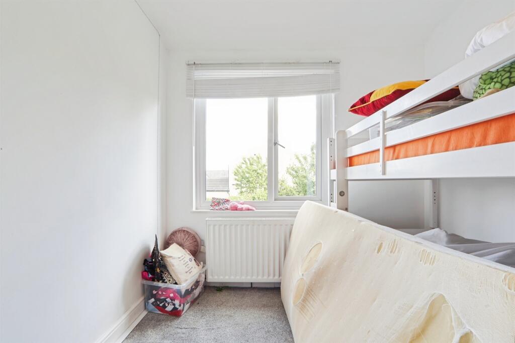 Additional image 13 of Cliffe Avenue, Baildon, Shipley