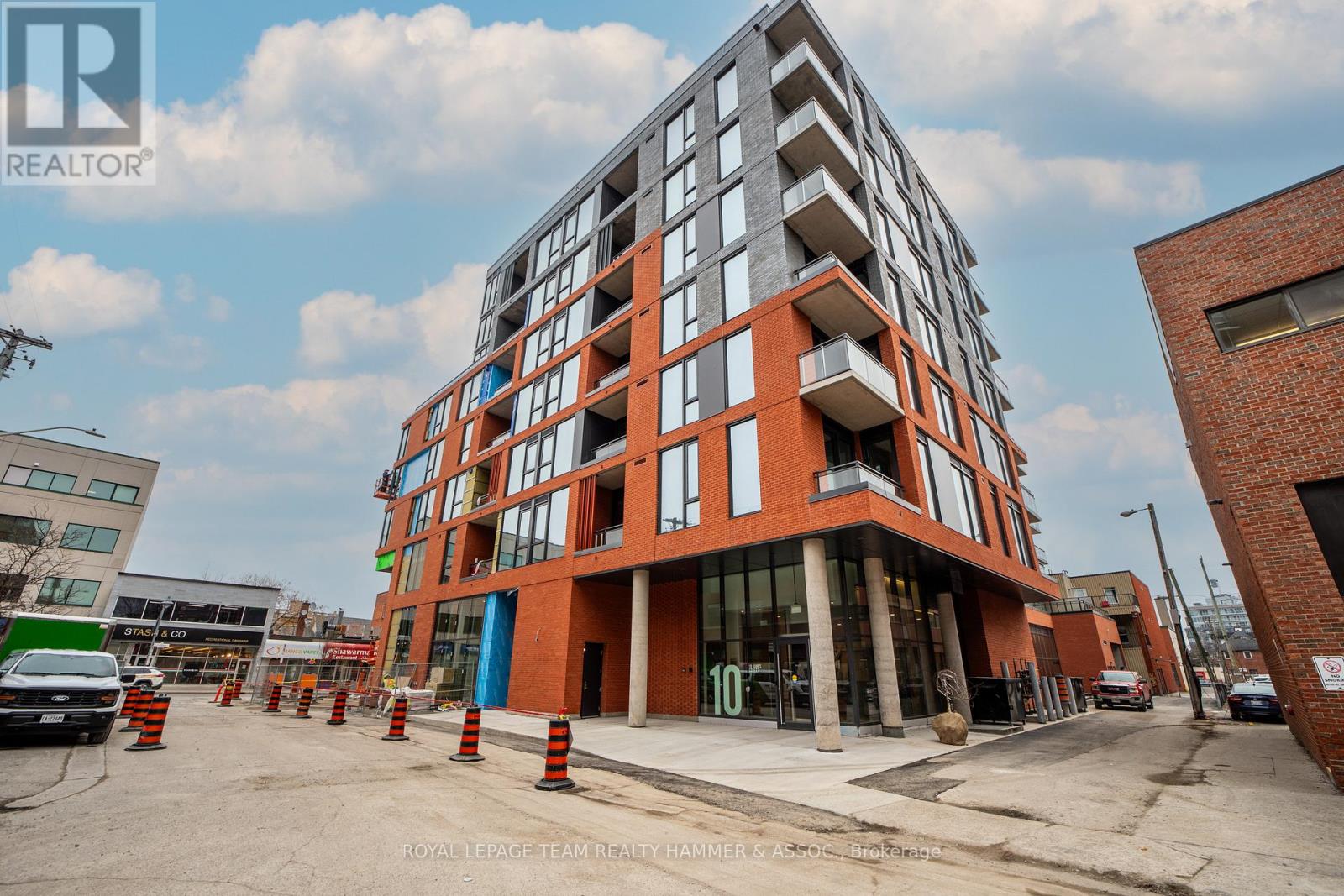 10 JAMES STREET|Ottawa, Ontario K2P1Y5