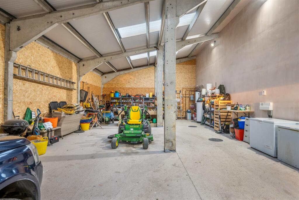 Additional image 33 of Sunnycroft Barn, Cowleaze Lane, Edington, Westbury