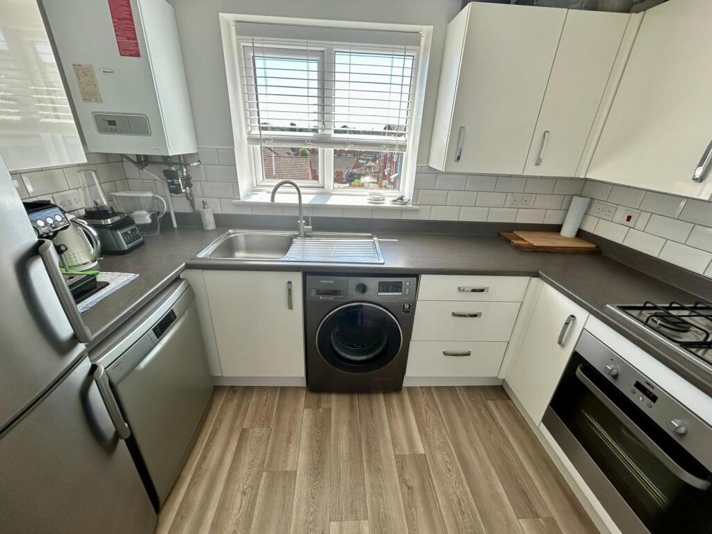 Additional image 4 of Shackleton Road, Yeovil, BA21