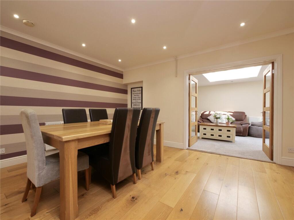 Additional image 5 of Spacious 3-4 Bedroom House With Significant Off-Street Parking & Garden