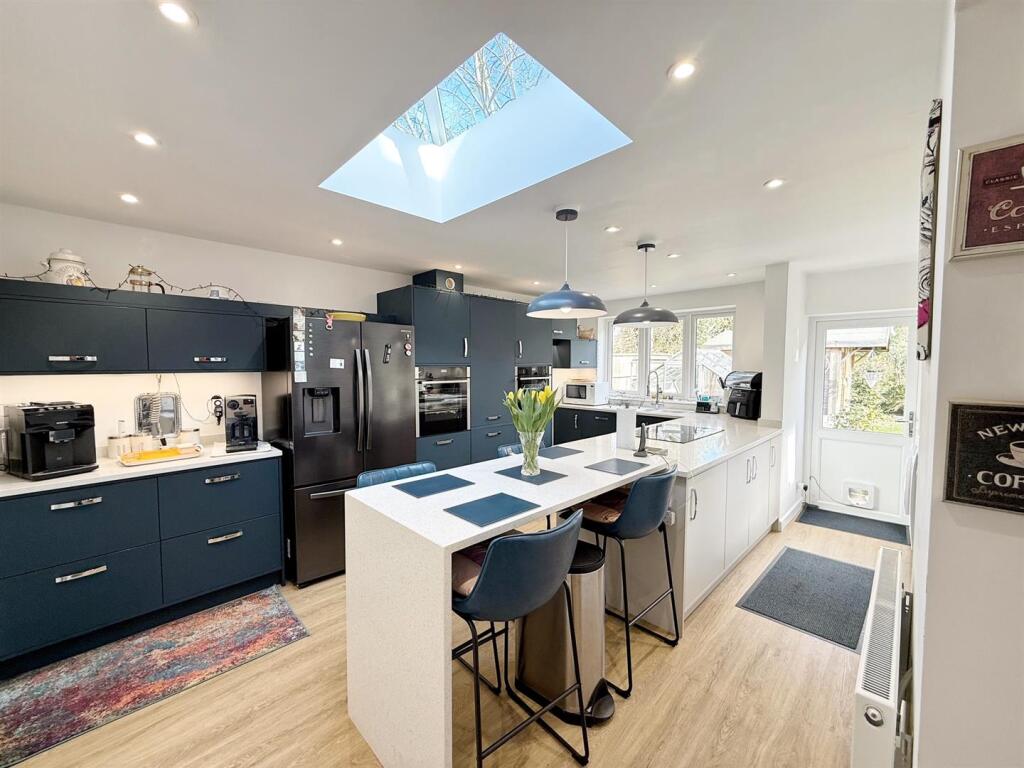 Additional image 38 of Redlands Way, Streetly