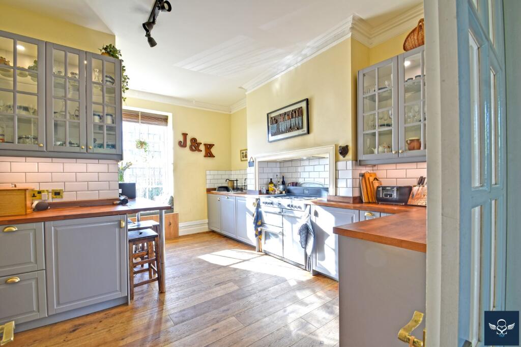 Additional image 6 of Bank Parade, Burnley