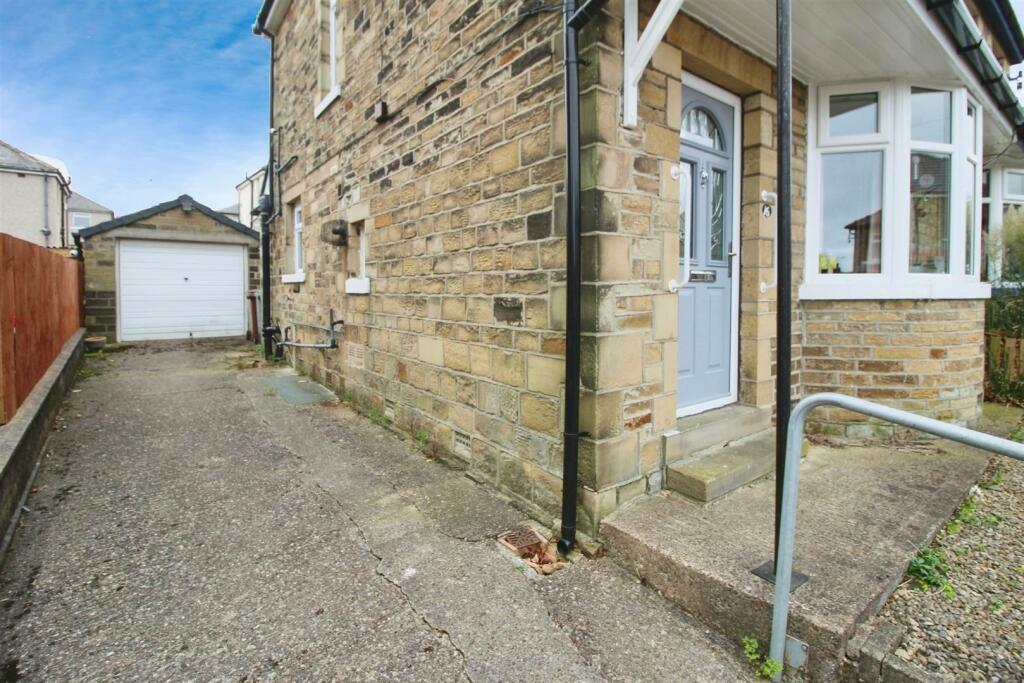 Additional image 16 of Low Ash Grove, Shipley, BD18 1JL