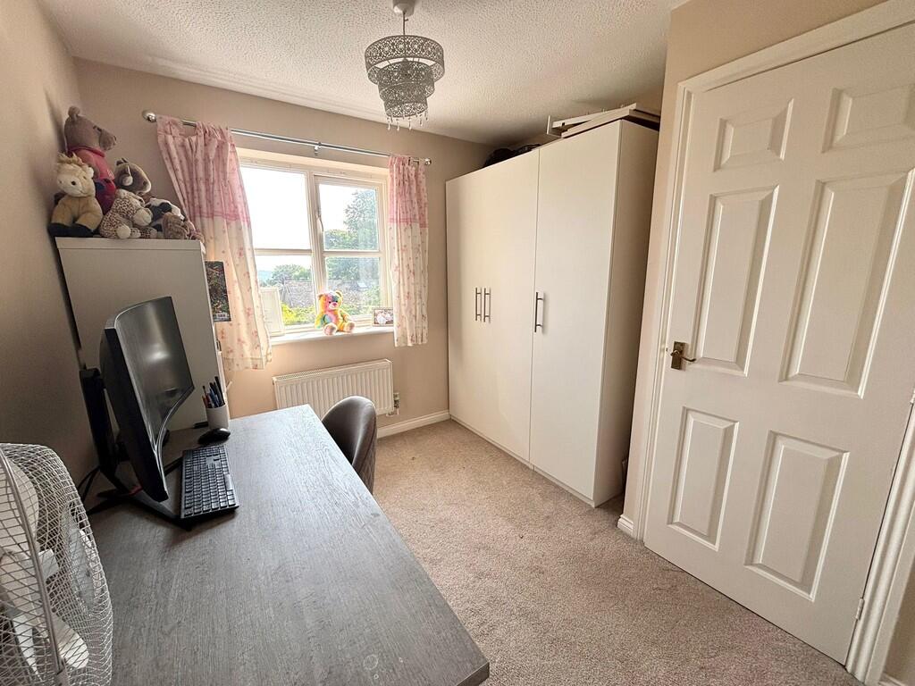 Additional image 13 of Oakleigh Road, Clayton, Bradford