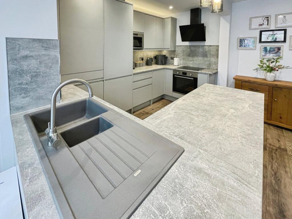 Additional image 7 of Ringinglow Road, Birmingham, B44