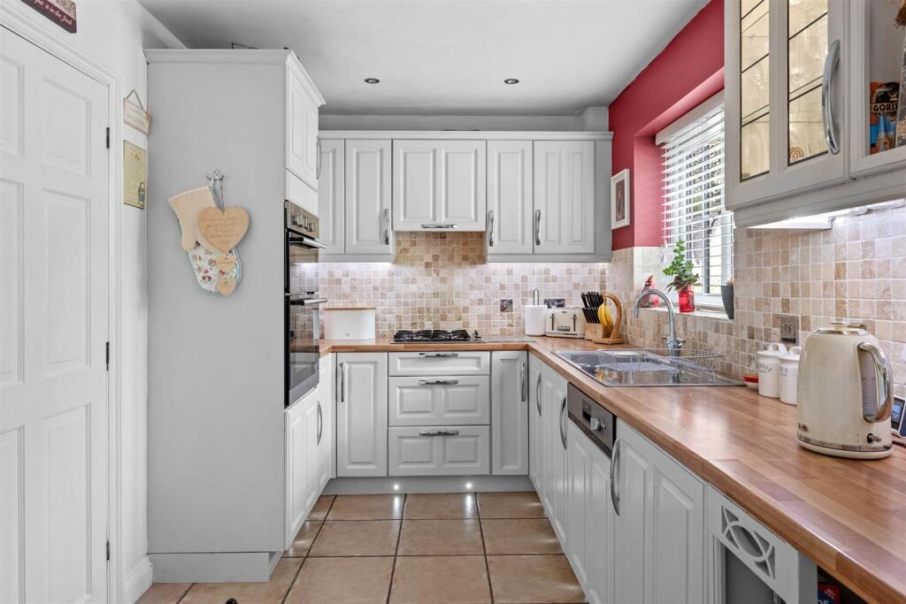 Additional image 5 of High Street, Broom, Alcester