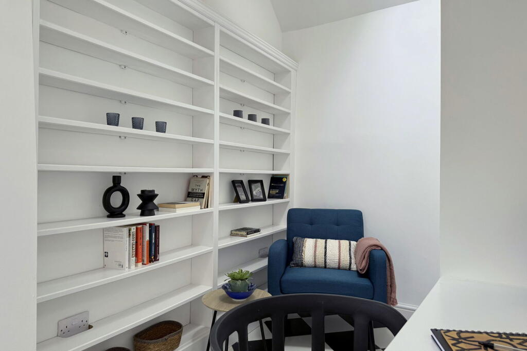 Additional image 4 of St. Saviours Road, Larkhall