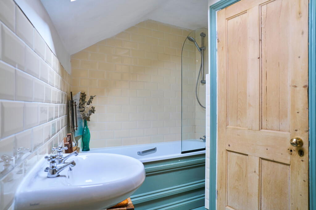 Additional image 4 of Catherine Street, Frome, Somerset, BA11 1DA