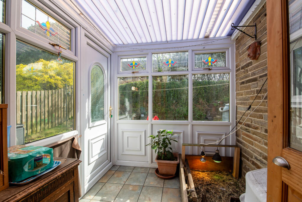 Additional image 4 of Woodlands Grove, Bingley, West Yorkshire, BD16