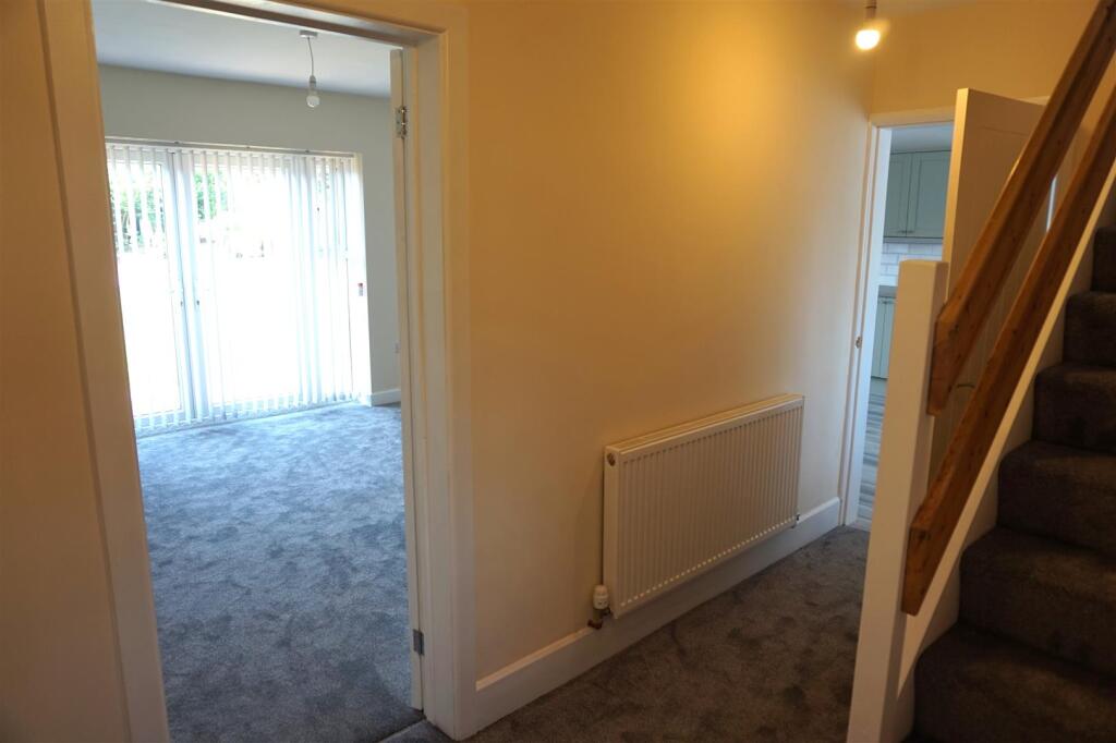 Additional image 6 of Foxlydiate Crescent, Redditch