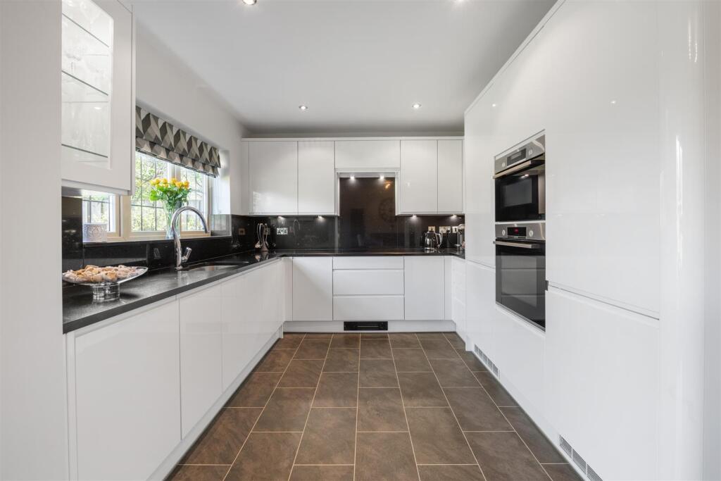 Additional image 8 of Hinchwick Court, Dorridge, Solihull