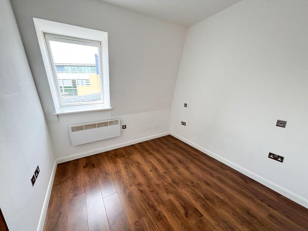 Additional image 4 of 48, Threadneedle House, Alcester Street, Redditch, B98 8BA