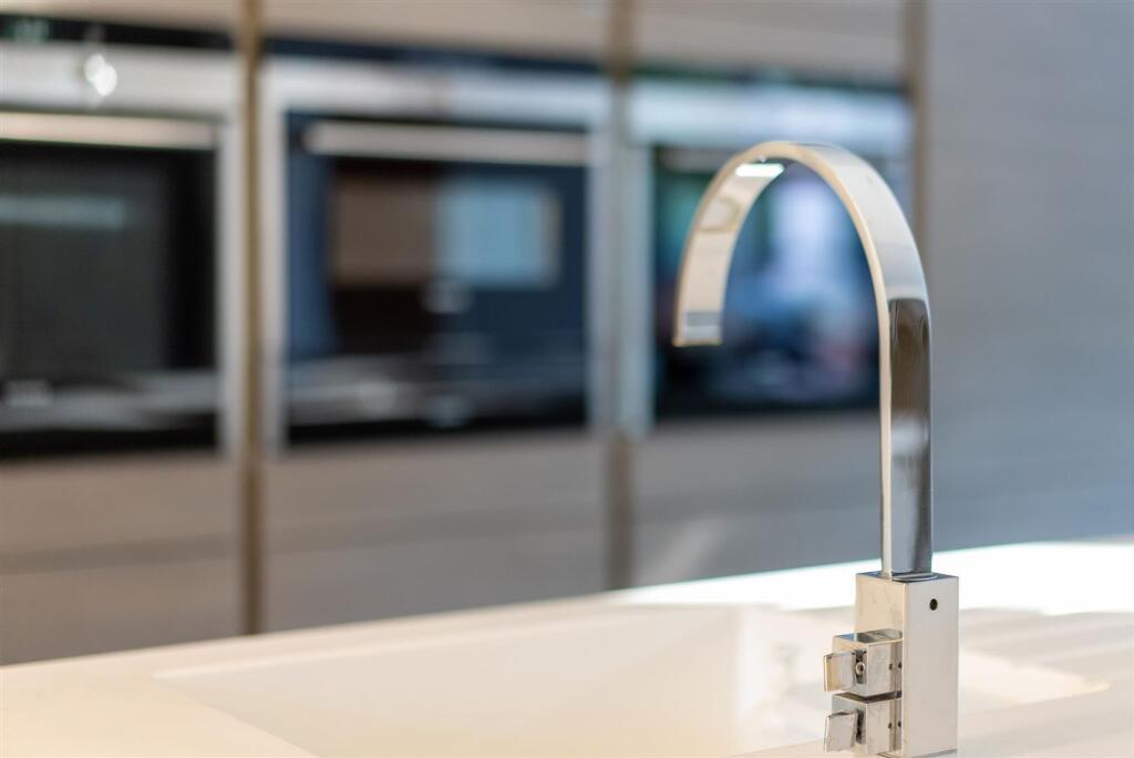 Additional image 21 of The Crescent, Hampton-In-Arden, B92