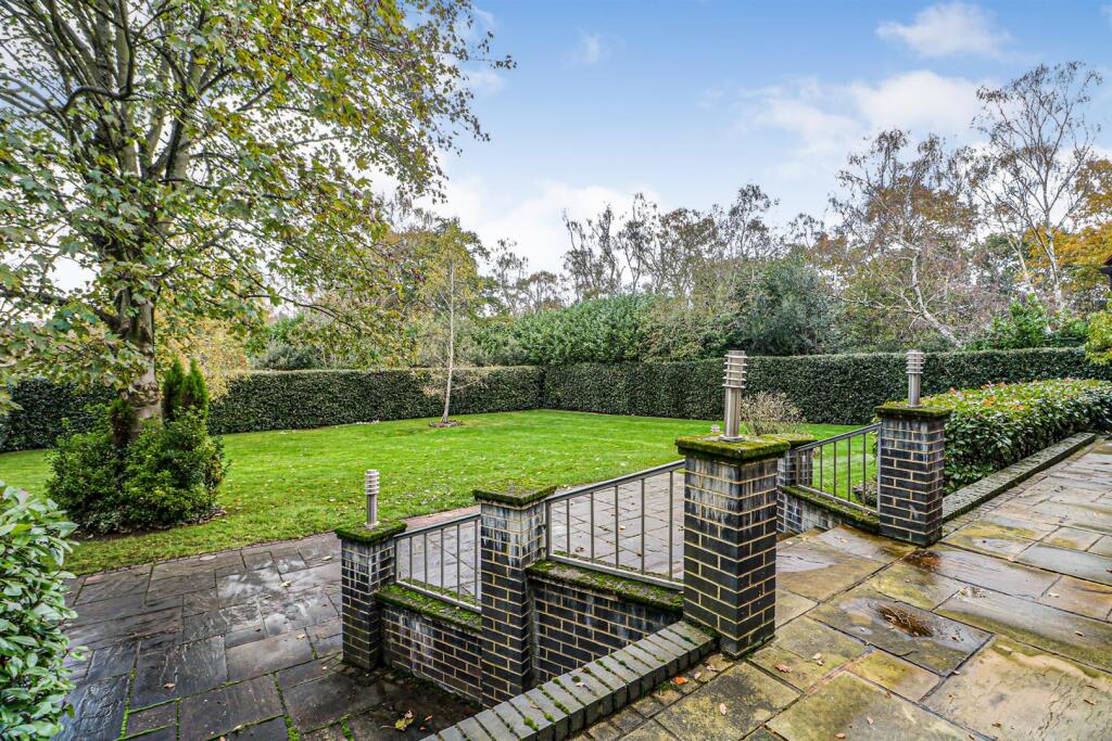 Additional image 20 of Kimberley Close, Sutton Coldfield