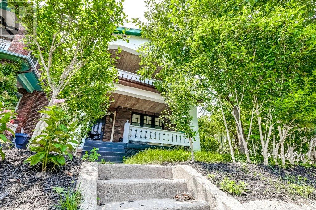 Property image for 2 - 42 WINEVA AVENUE|Toronto (The Beaches), Ontario M4E2S9