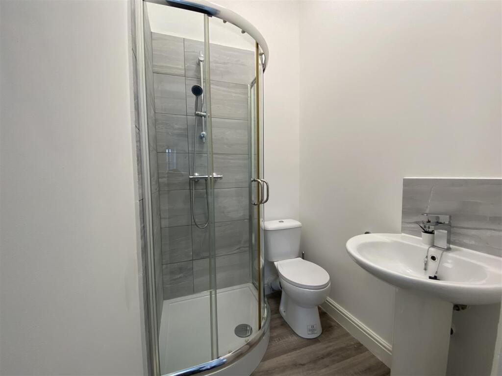 Additional image 15 of Rood End Road, Oldbury, Birmingham