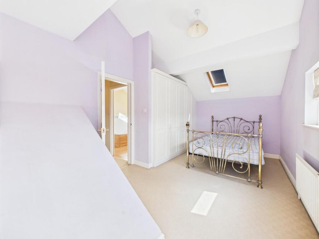 Additional image 9 of The Locks, Bingley