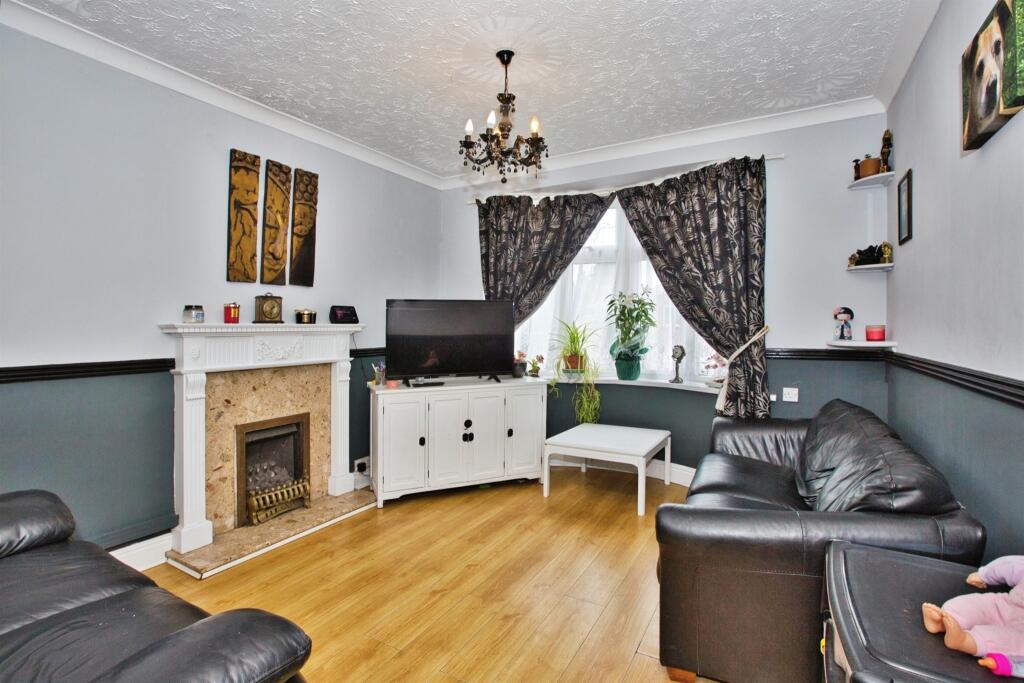 Additional image 18 of Highfield Road, YEOVIL