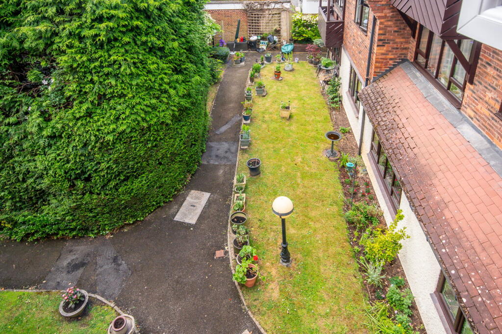 Additional image 12 of Chestnut Walk, Henley-in-Arden, Warwickshire, B95