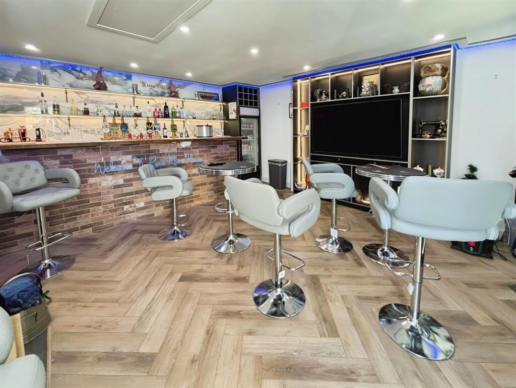 Additional image 25 of Northlea Avenue, Bradford, BD10 8LJ