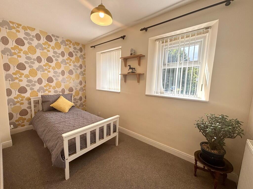 Additional image 14 of Bradford Road, Clayton, Bradford