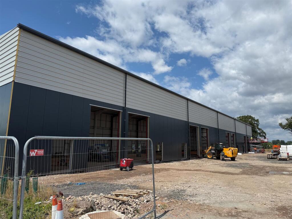 Additional image 10 of Oak Tree Court, Arden Forest Way, Alcester, Warwickshire