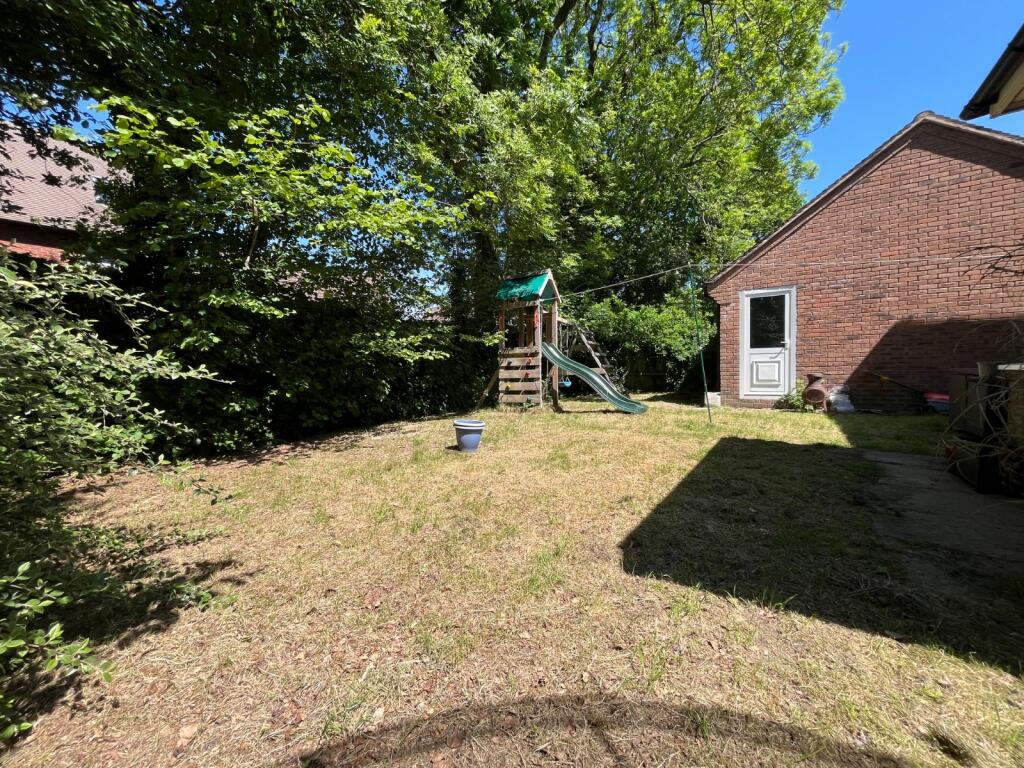 Additional image 22 of Round Close, Shirley, Solihull, West Midlands, B90