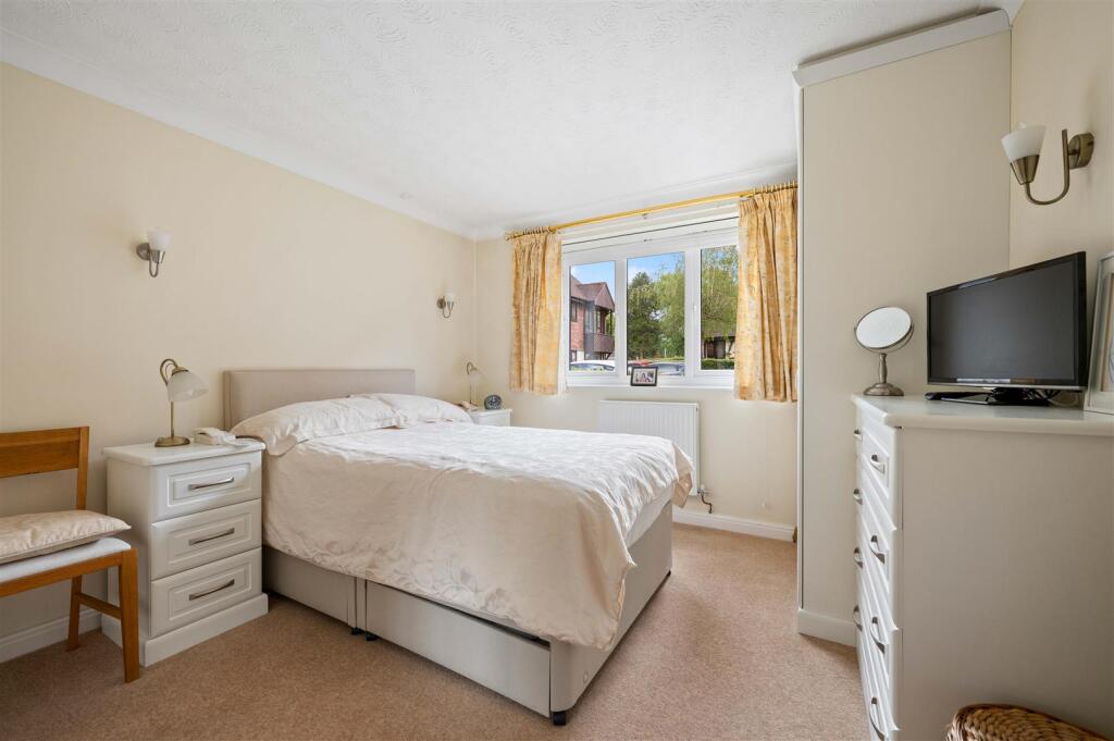 Additional image 7 of Chestnut Walk, Henley-In-Arden