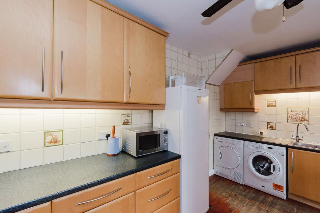 Additional image 8 of Whitehall Road, Wyke, BD12