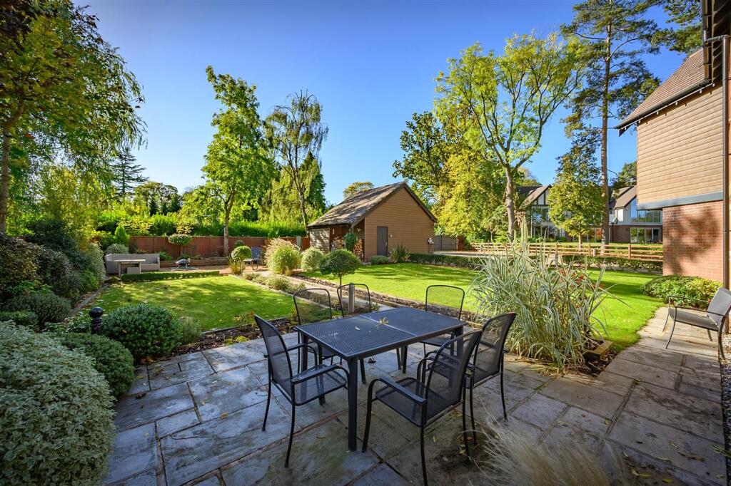 Additional image 4 of The Crescent, Hampton-In-Arden, B92