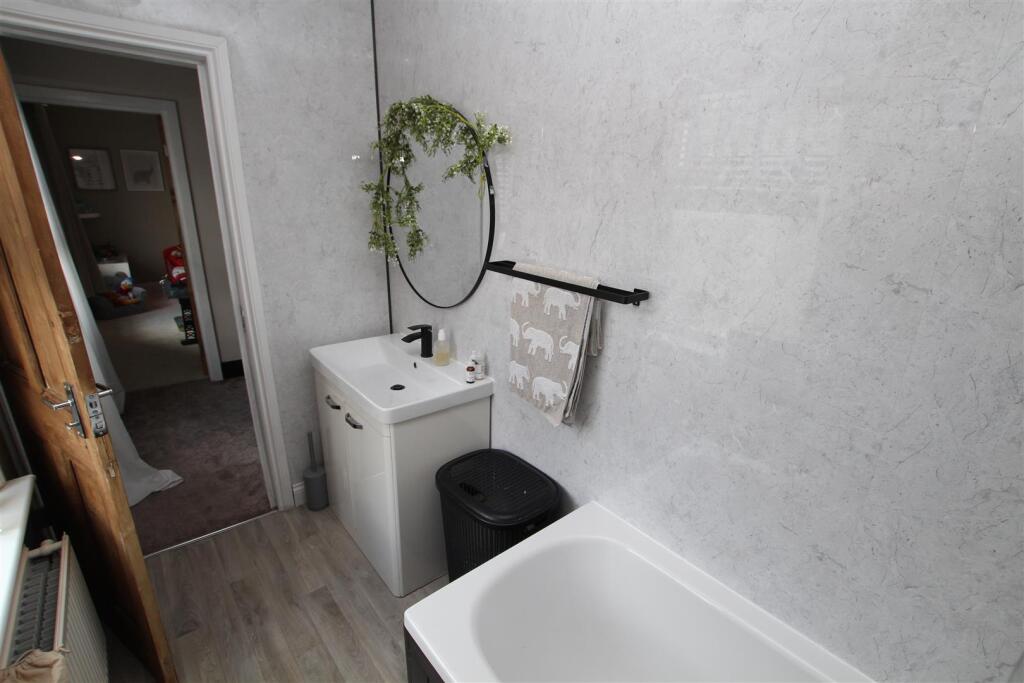 Additional image 19 of Ashgrove, Greengates, Bradford