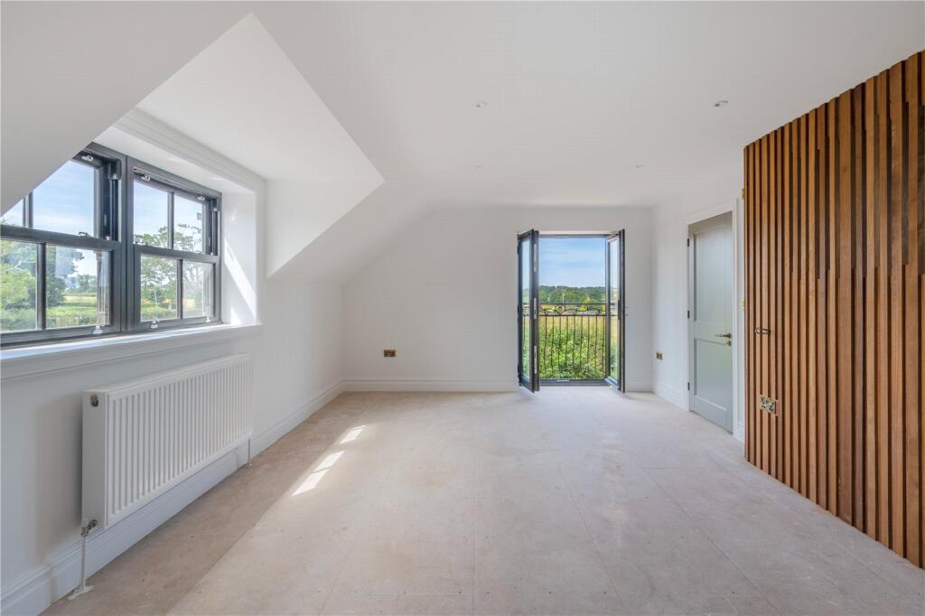 Additional image 11 of Impressive New Home in Holcombe –  Late Summer Completion