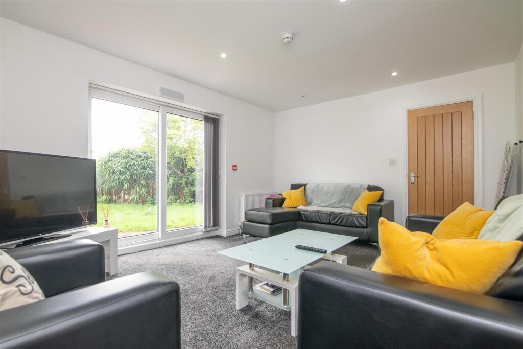 Additional image 34 of Farm Close, Solihull