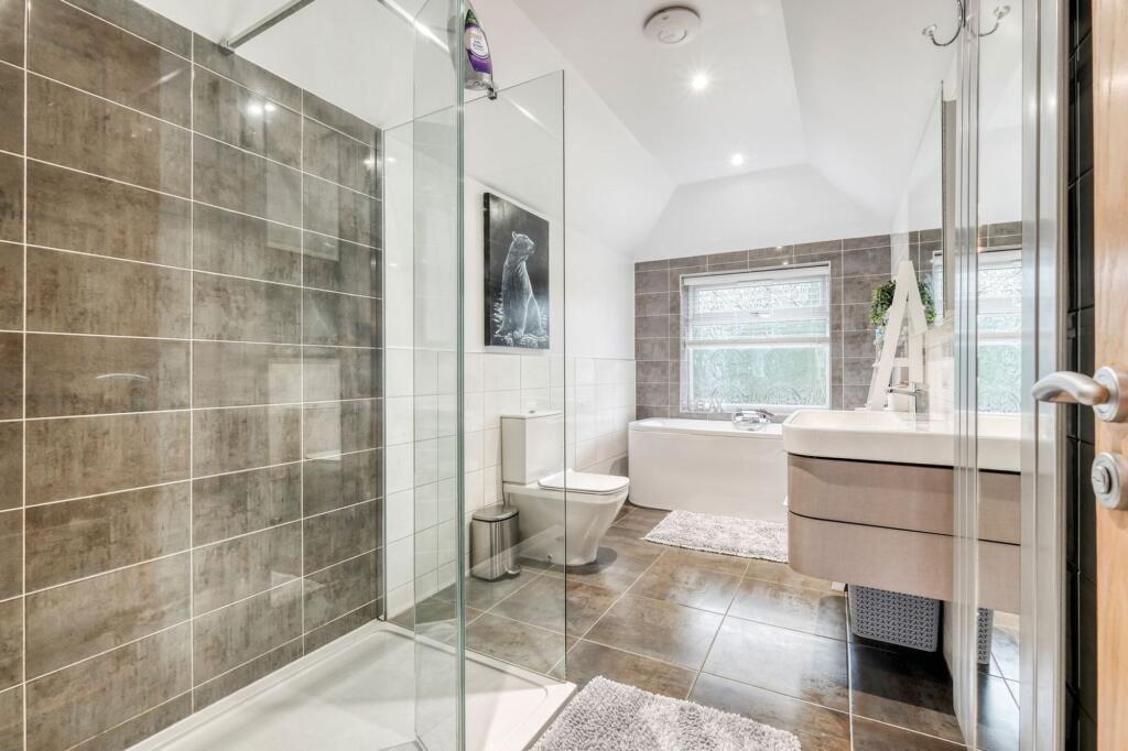 Additional image 17 of Fabian Crescent, Shirley, B90