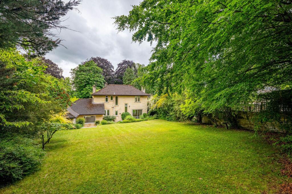 Additional image 4 of College Road