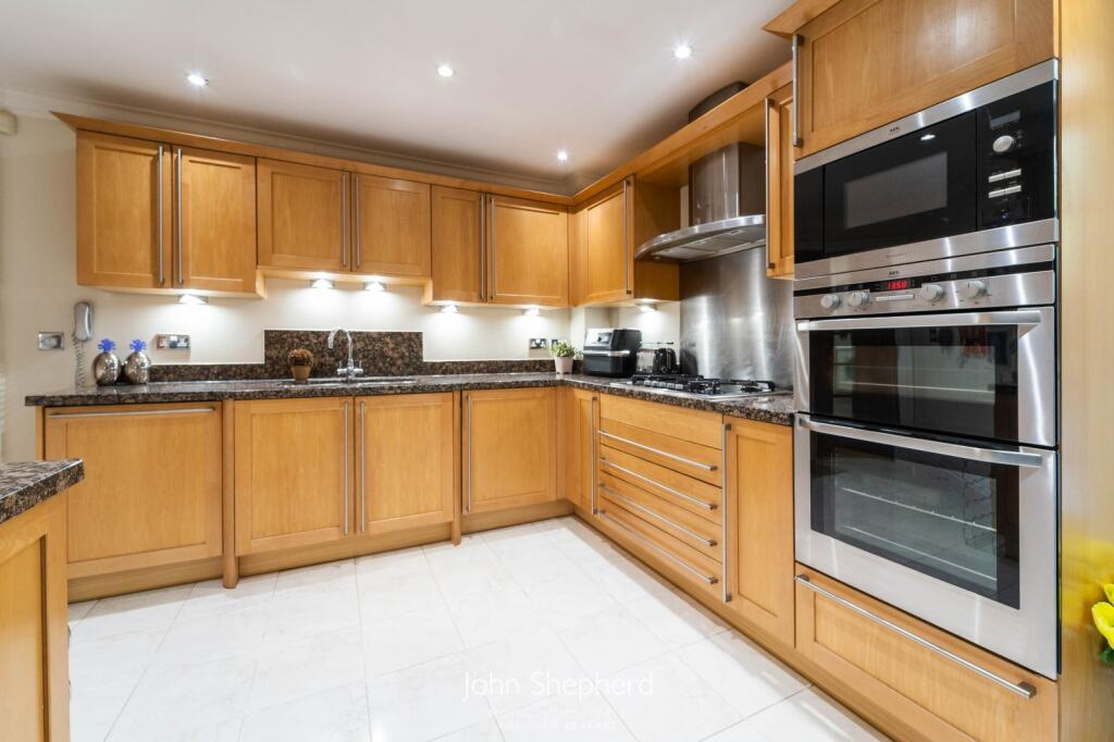 Additional image 4 of Warwick Road, Solihull, West Midlands, B91